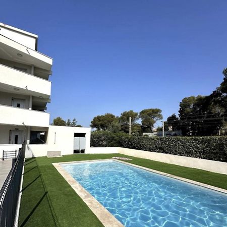 Boreal 4 Pax Bord De Mer Apartment Saint-Raphael  Bagian luar foto