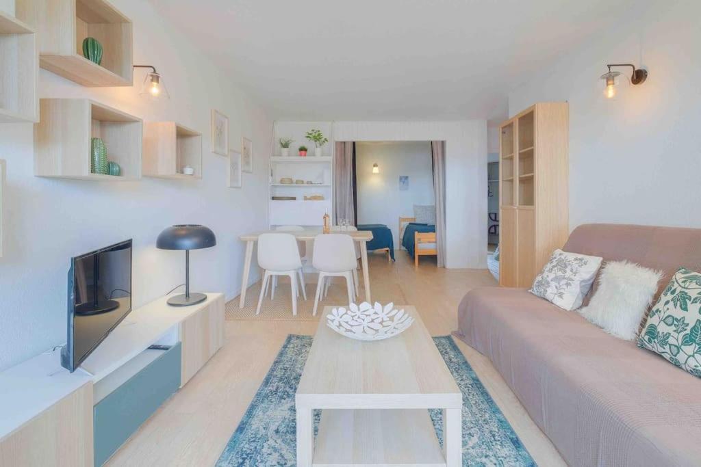 Boreal 4 Pax Bord De Mer Apartment Saint-Raphael  Bagian luar foto