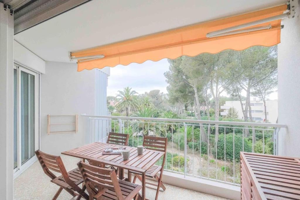 Boreal 4 Pax Bord De Mer Apartment Saint-Raphael  Bagian luar foto
