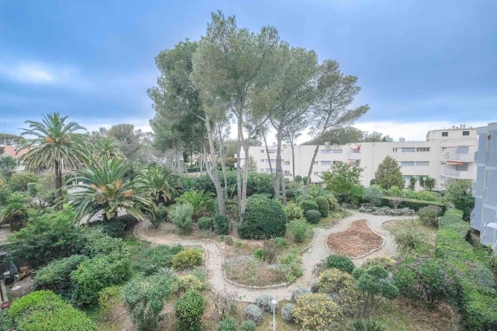 Boreal 4 Pax Bord De Mer Apartment Saint-Raphael  Bagian luar foto