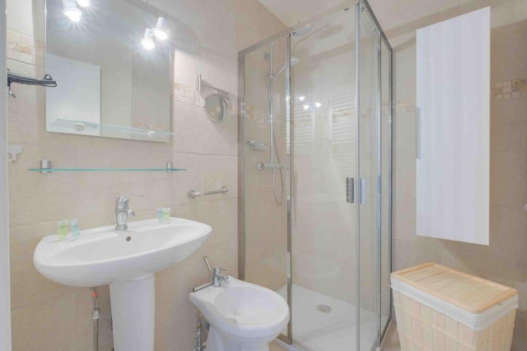 Boreal 4 Pax Bord De Mer Apartment Saint-Raphael  Bagian luar foto